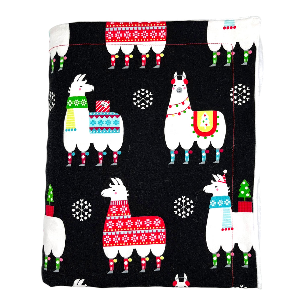 Blanket in ’Feliz Llamadad Black’